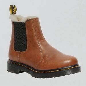 Doc Marten Leonora Chelsea Boot Faux Fur size 10, Tan